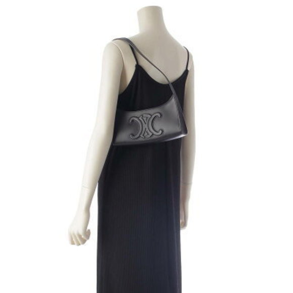 Celine Cuille Triomphe Smooth Calfskin One Shoulder Bag Black - Picture 10 of 10